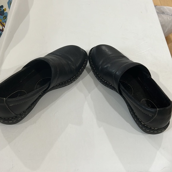 Black BOC Clogs - Picture 3 of 5